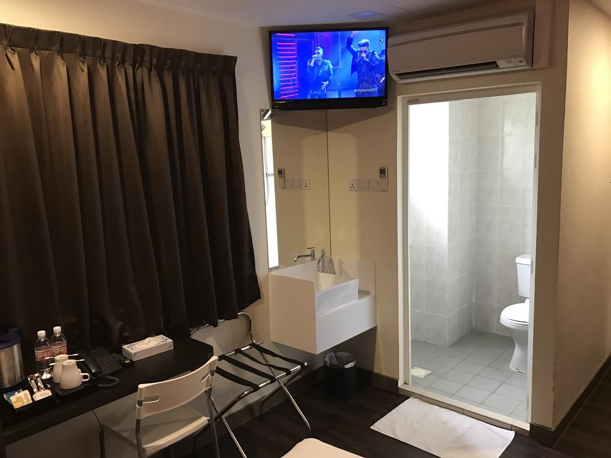 L Hotel At 51 Desker Сингапур Екстериор снимка